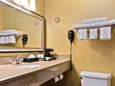 Surestay Plus Hotel By Best Western Portland Route 52 West Екстер'єр фото