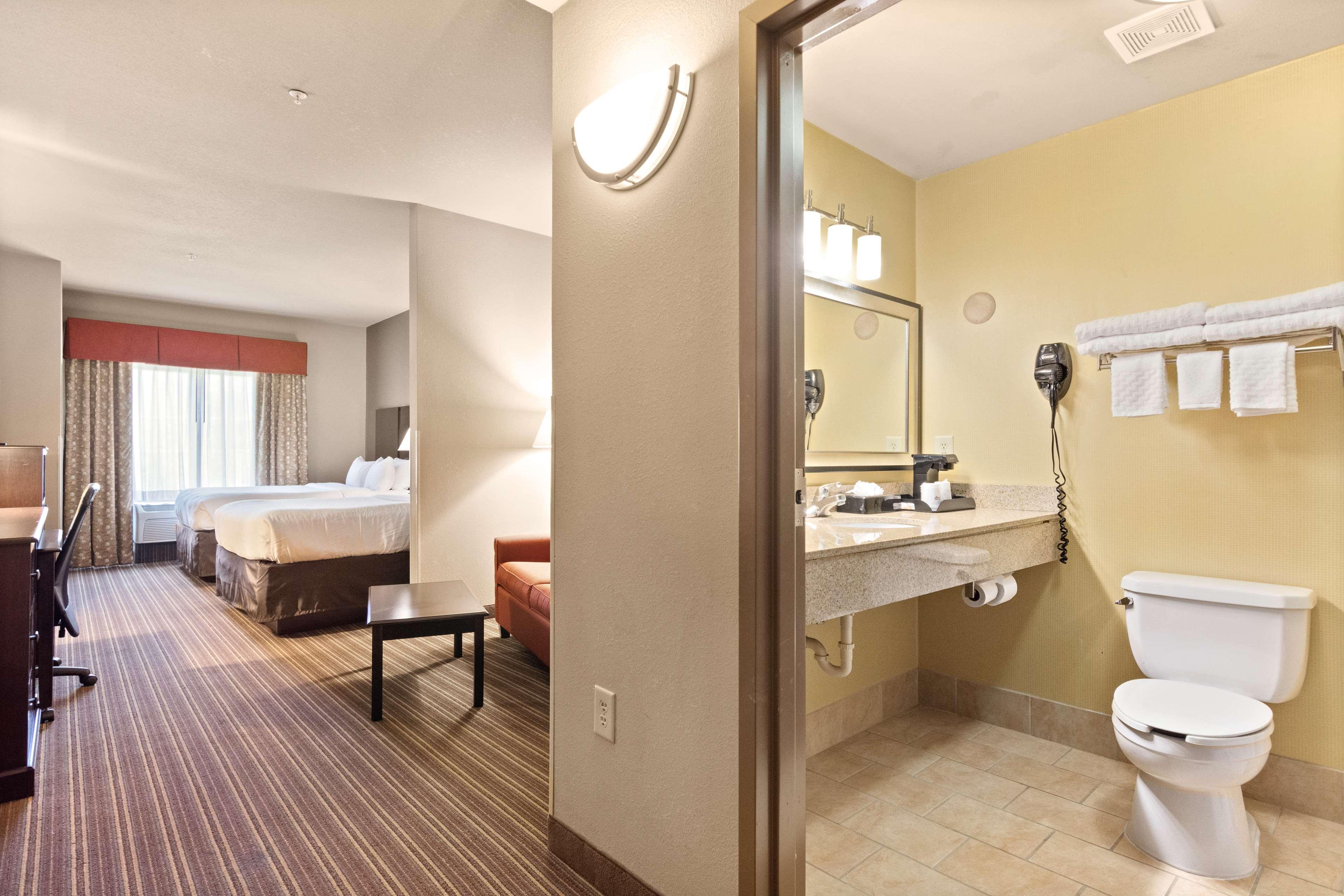 Surestay Plus Hotel By Best Western Portland Route 52 West Екстер'єр фото