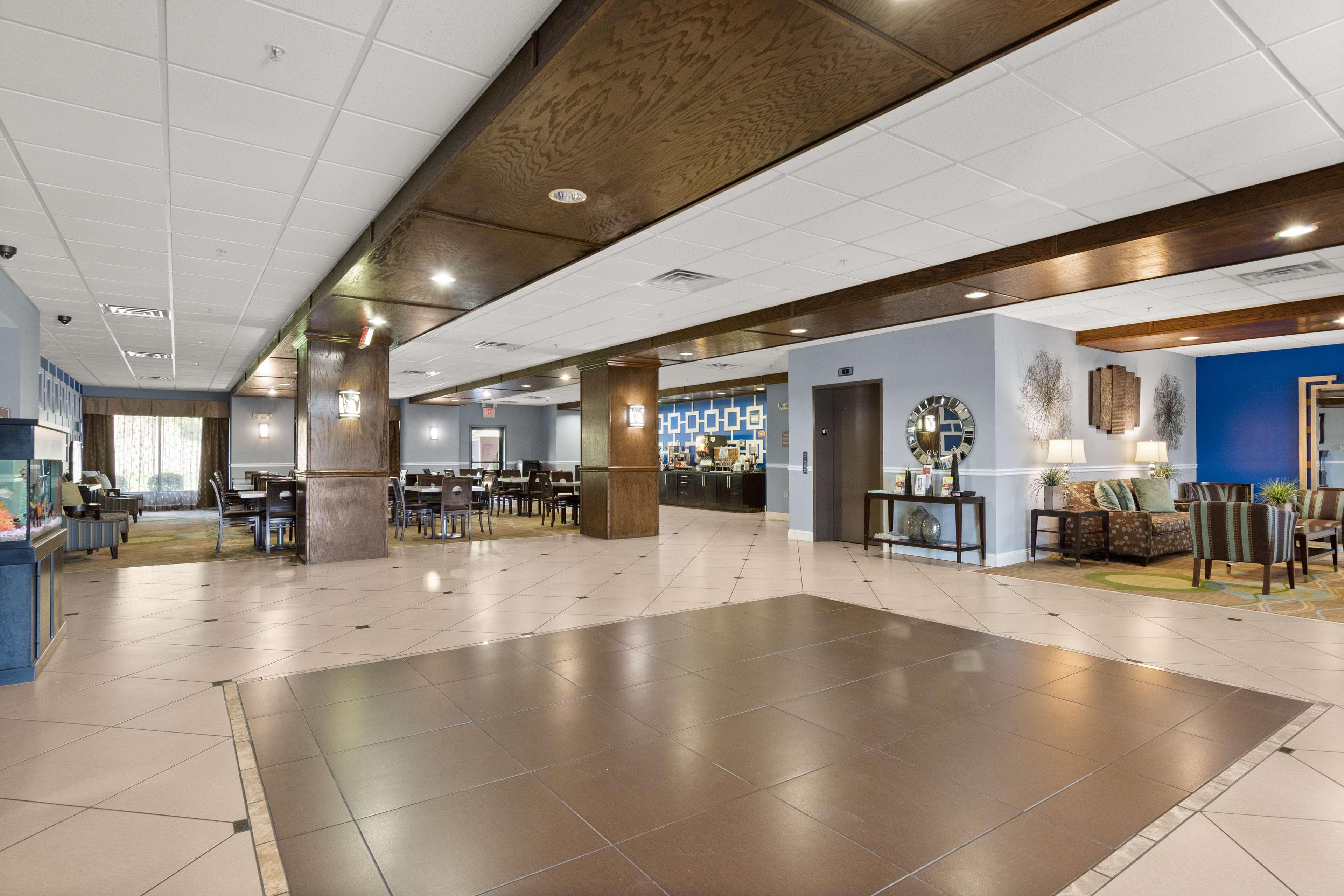 Surestay Plus Hotel By Best Western Portland Route 52 West Екстер'єр фото