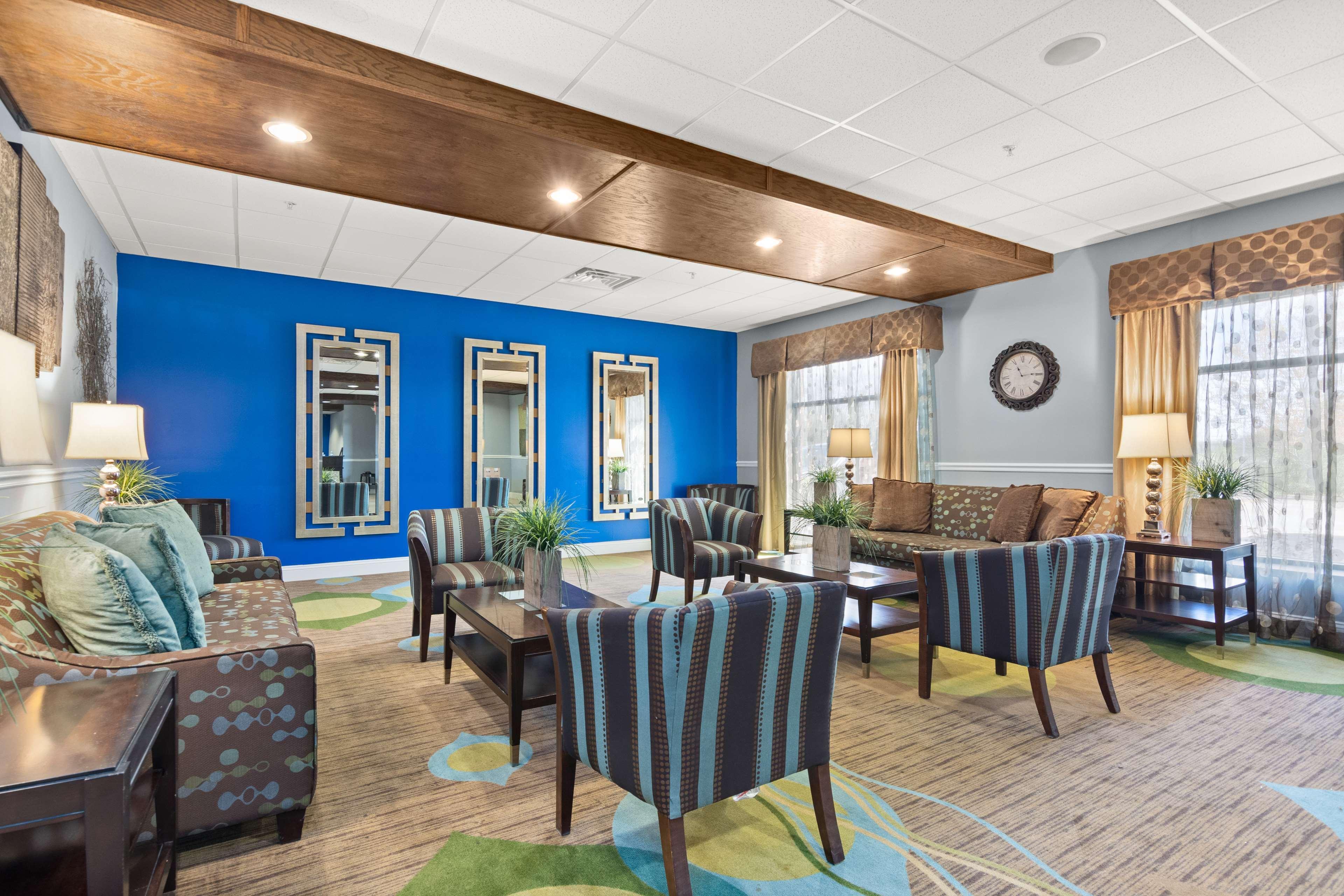 Surestay Plus Hotel By Best Western Portland Route 52 West Екстер'єр фото
