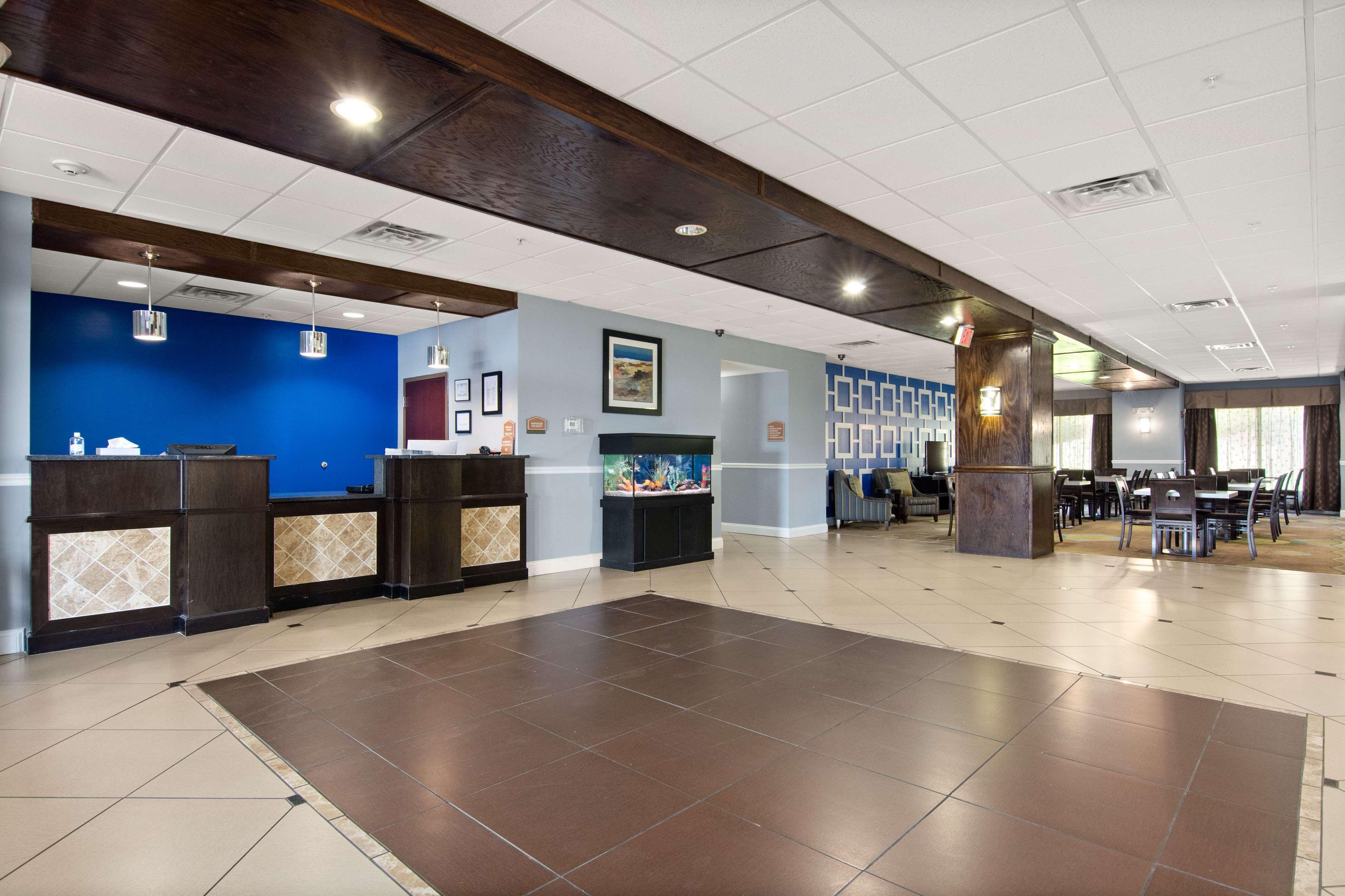 Surestay Plus Hotel By Best Western Portland Route 52 West Екстер'єр фото